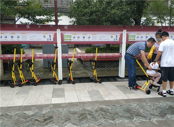 3秒輕松收合的花粉共享童車(chē)為何如此受歡迎