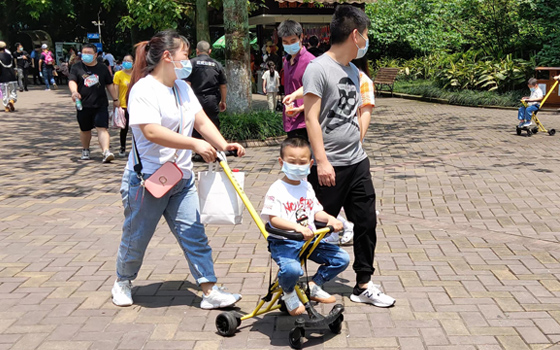 共享經(jīng)濟(jì)下，共享童車(chē)或?qū)⒊蔀樾聵I(yè)態(tài)下的拐點(diǎn)！