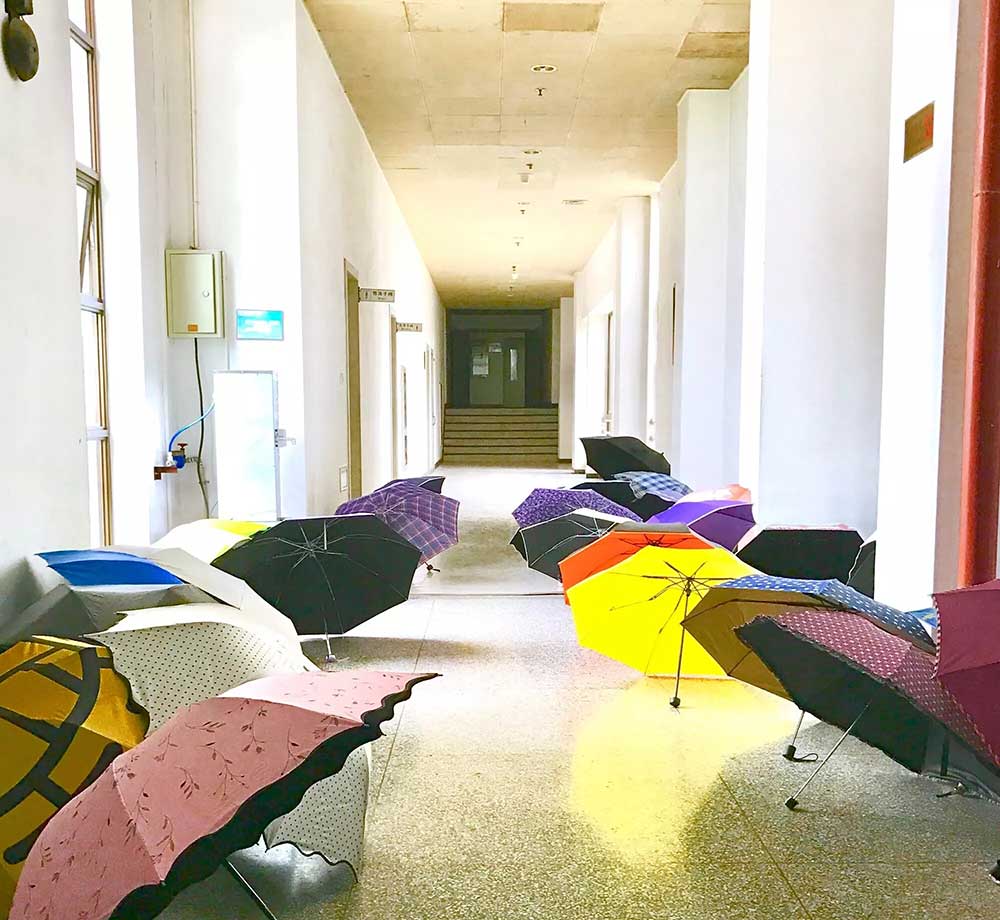 下雨天我們一起撐傘吧"